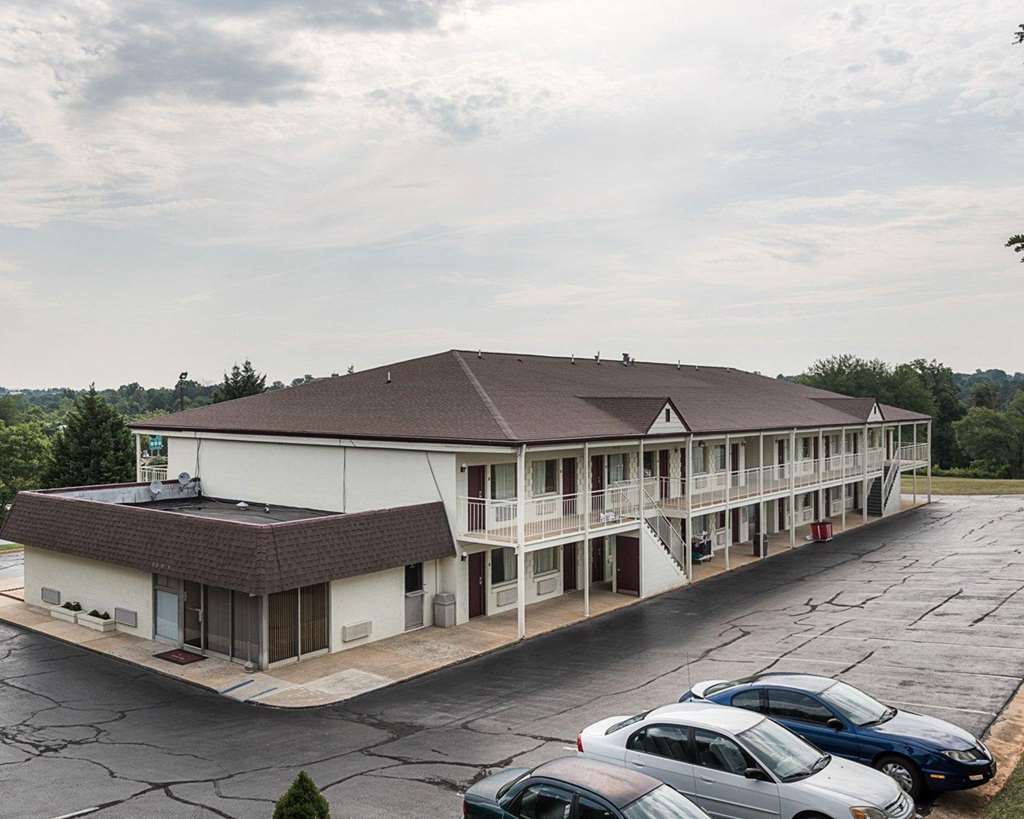 Econo Lodge Lynchburg Exterior photo